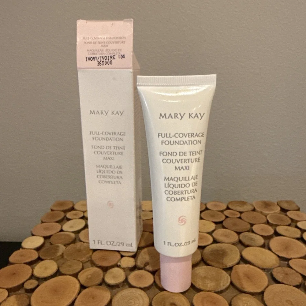 Mary Kay ~FULL Coverage Foundation~ IVORY 104 Full Size 1 fl oz 365000~ Pink Cap